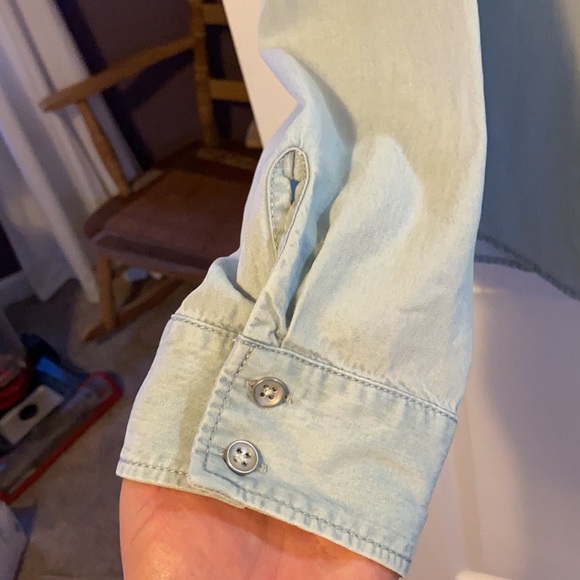 Brand new express button-down size M - Picture 5 of 7